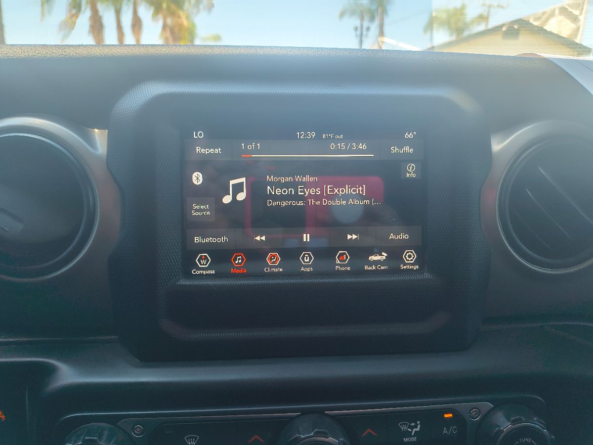2020 Jeep Gladiator Sport S photo 11