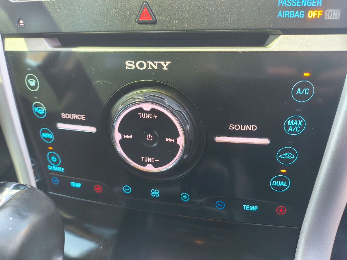 2013 Ford Edge Limited photo 12