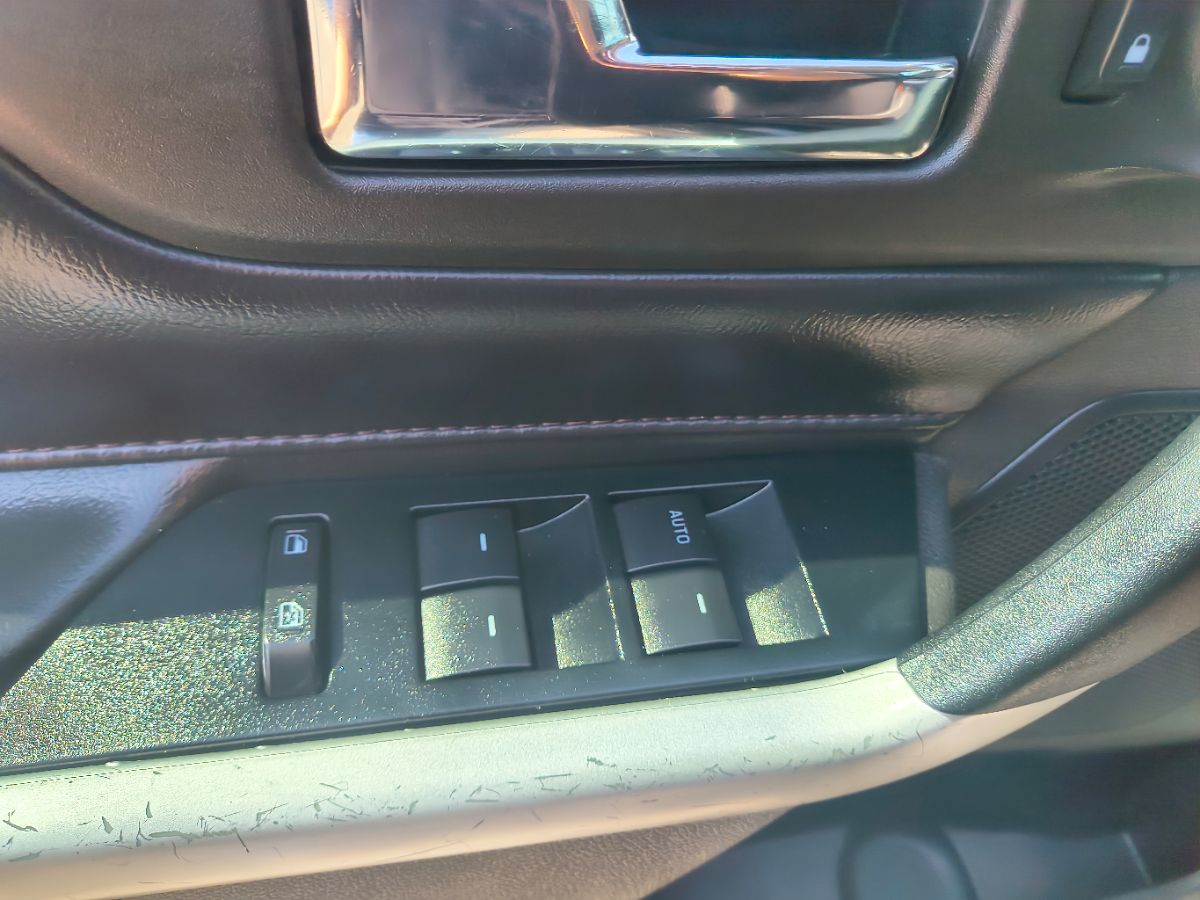 2013 Ford Edge Limited photo 25