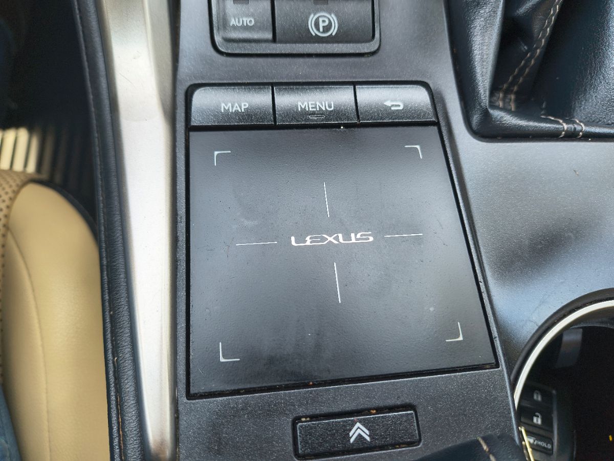 2018 Lexus NX 300 Premium photo 18