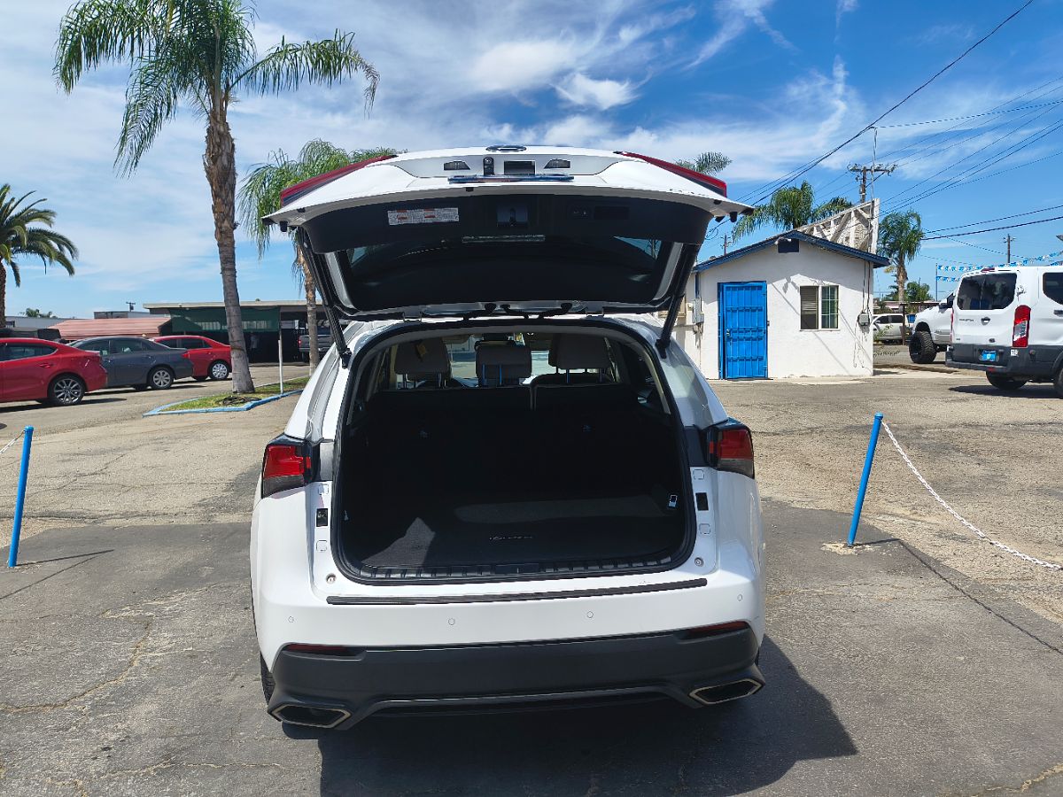 2018 Lexus NX 300 Premium photo 33
