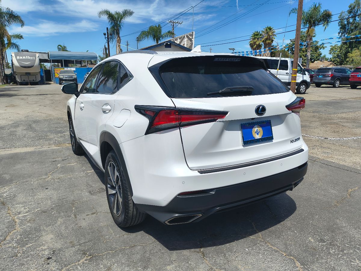 2018 Lexus NX 300 Premium photo 4