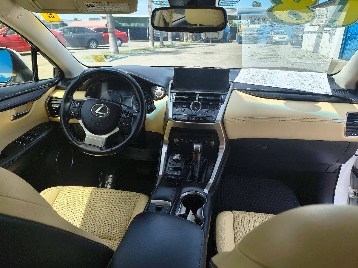2018 Lexus NX 300 Premium photo 8