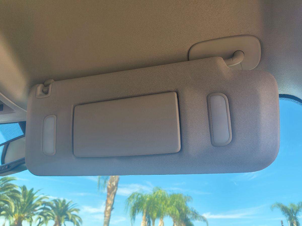 2011 Chevrolet Silverado 2500HD LT photo 20