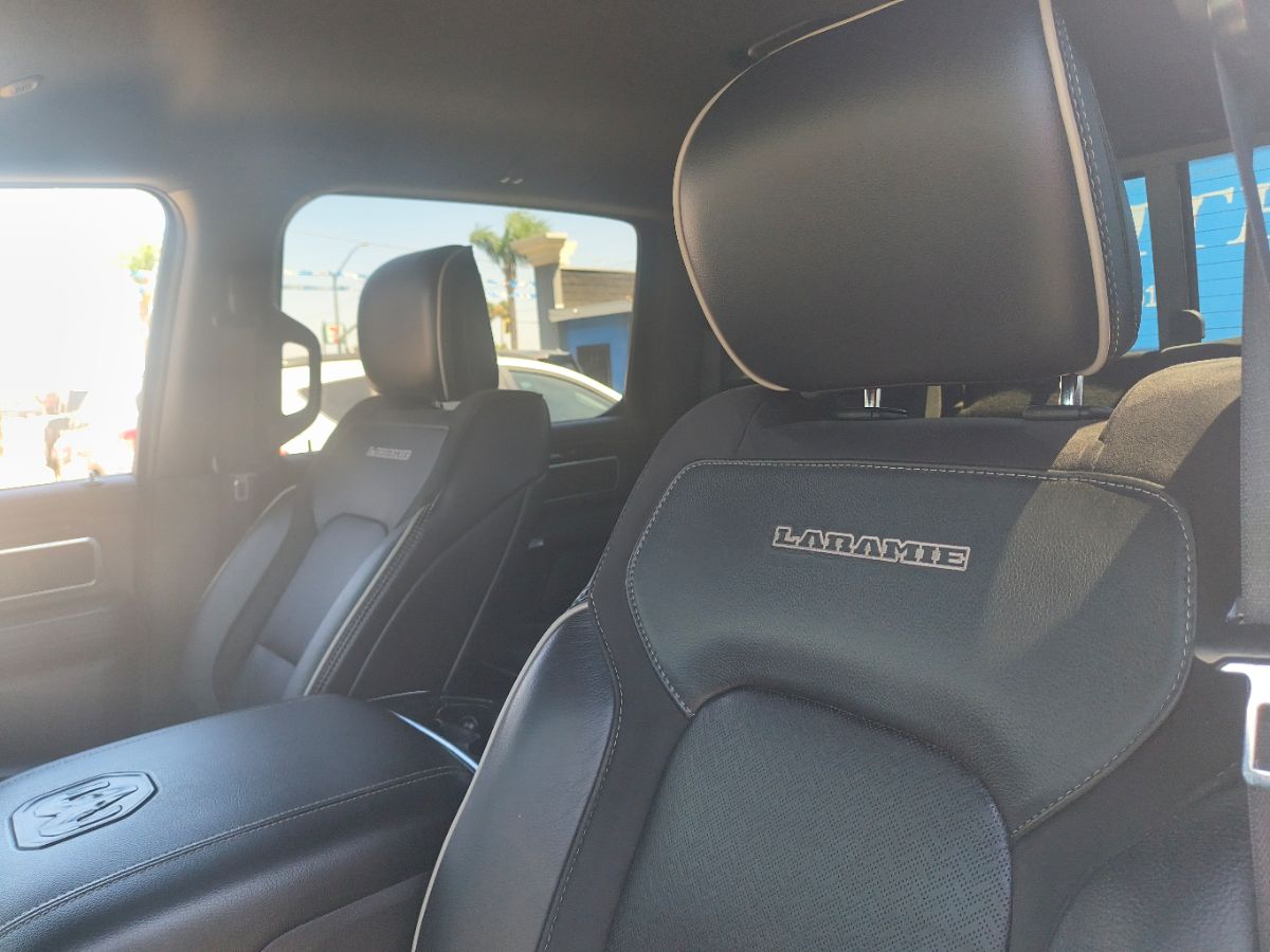 2021 Ram 1500 Laramie photo 14
