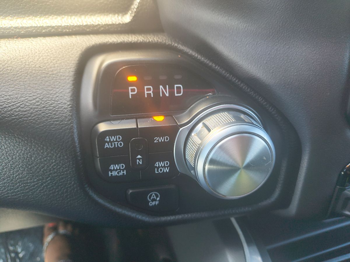 2021 Ram 1500 Laramie photo 9