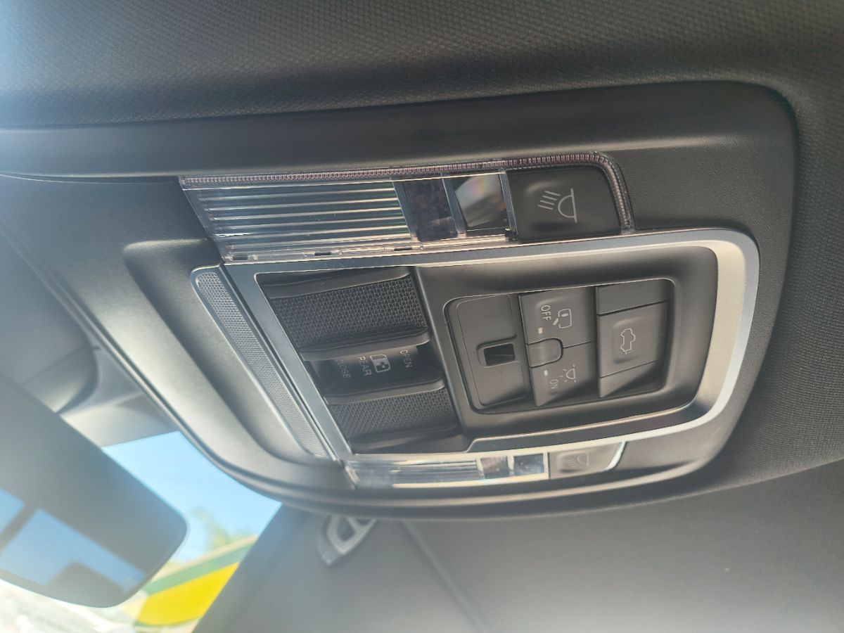 2021 Ram 1500 Laramie photo 16