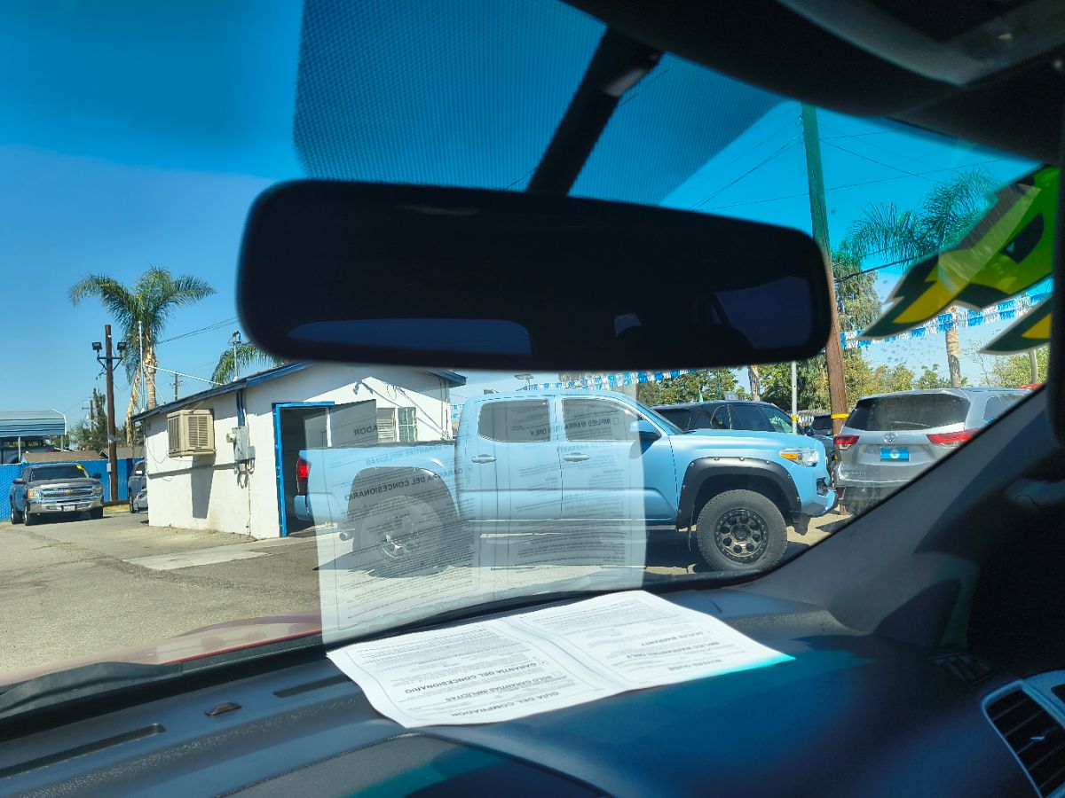2014 Ford Explorer XLT photo 23