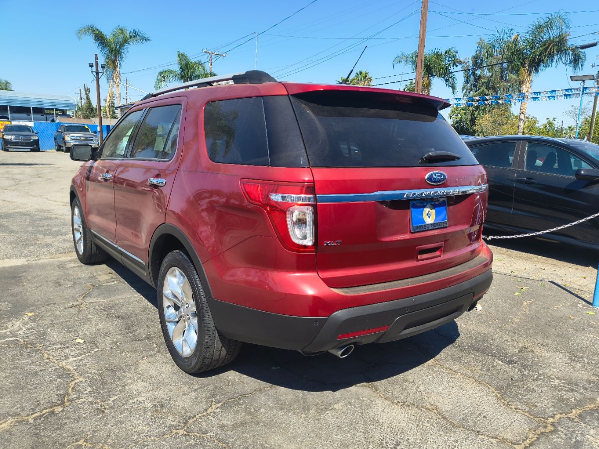 2014 Ford Explorer XLT photo 5