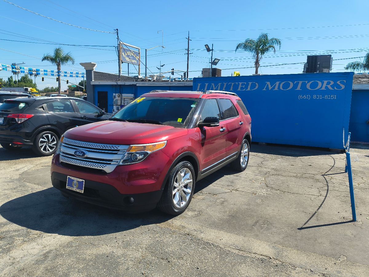 2014 Ford Explorer XLT photo 3