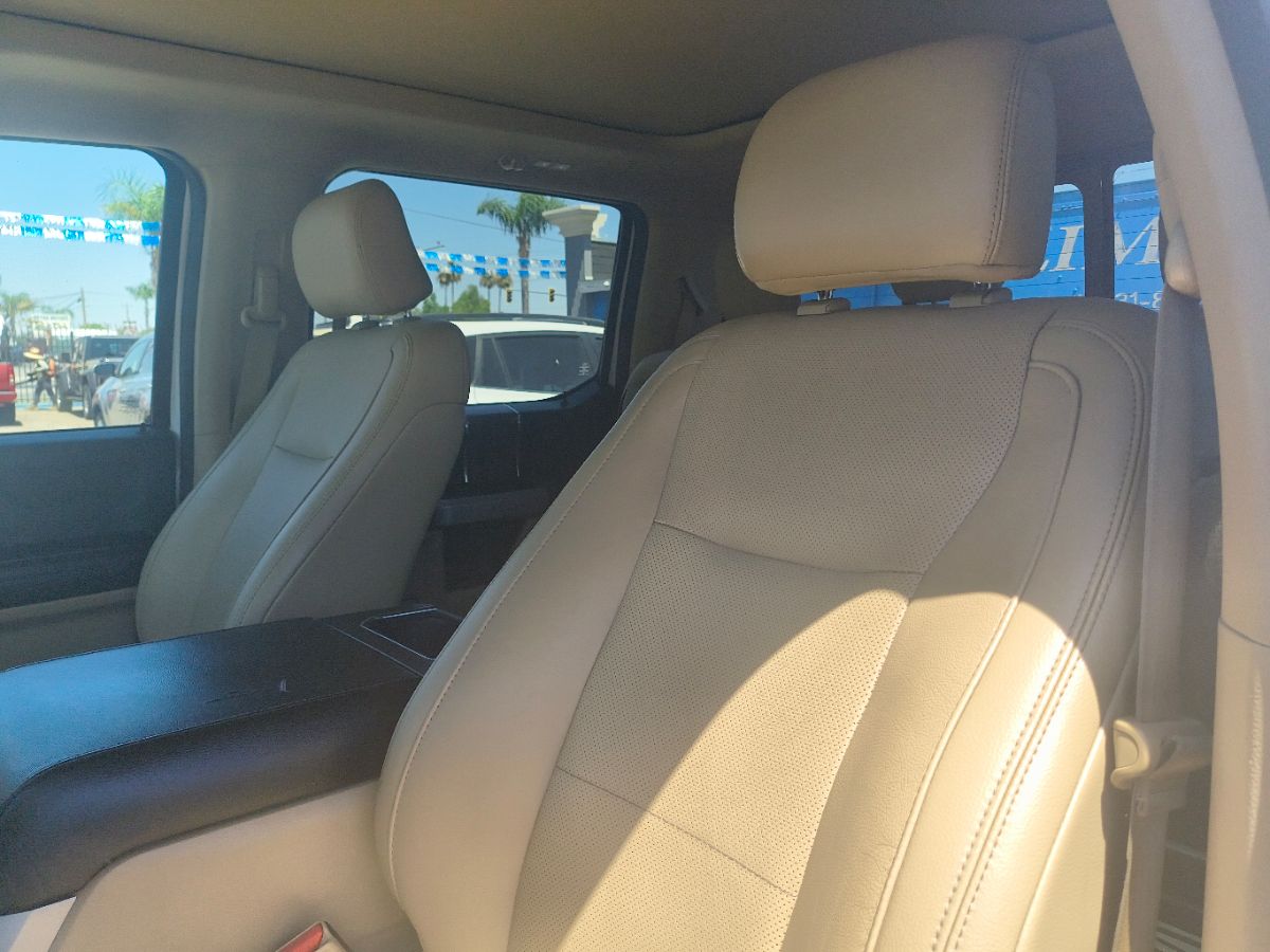 2015 Ford F-150 Lariat photo 4