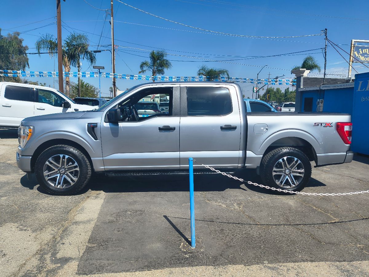 2021 Ford F-150 XL photo 2