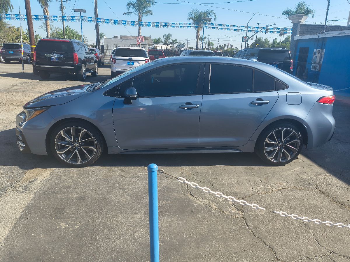 2021 Toyota Corolla SE photo 4