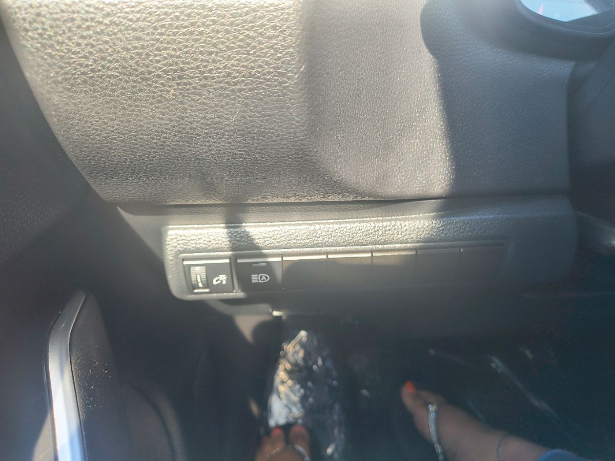 2021 Toyota Corolla SE photo 24