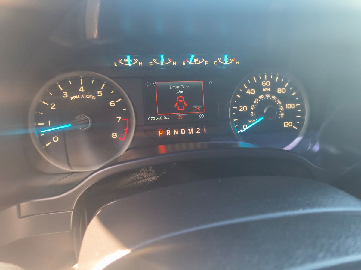 2019 Ford F-150 XLT photo 13