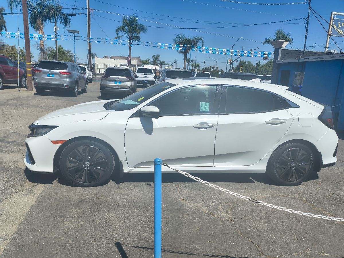 2019 Honda Civic Hatchback EX photo 2