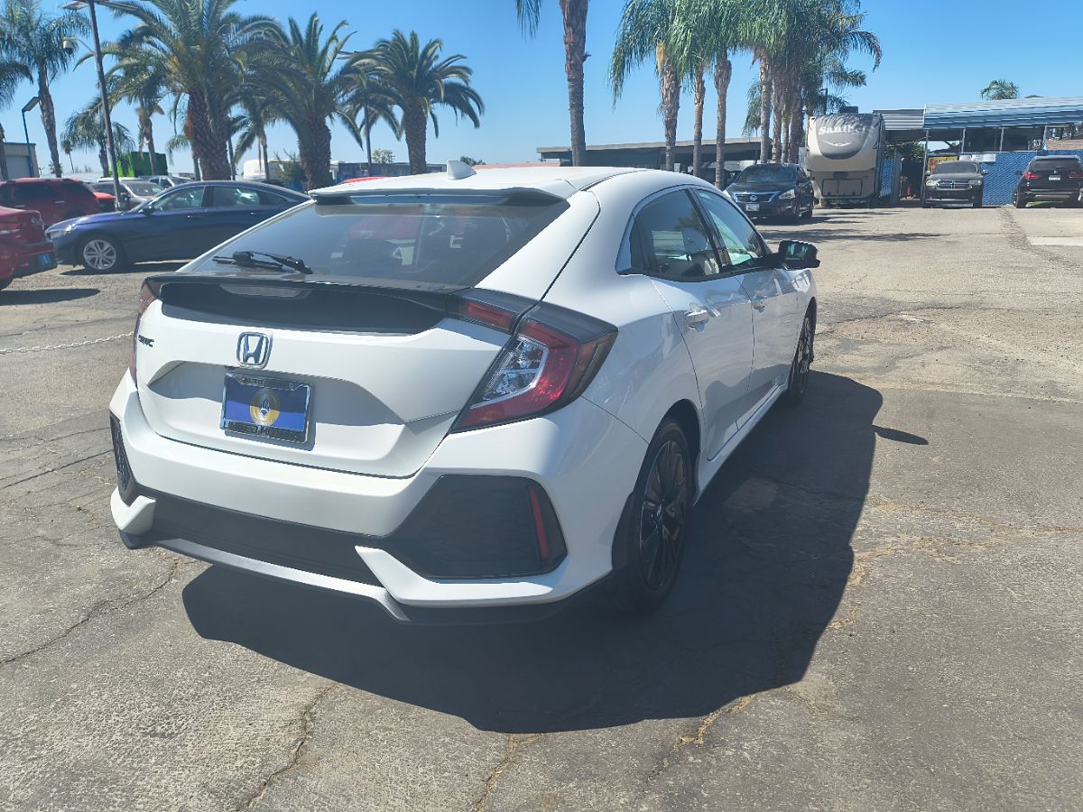 2019 Honda Civic Hatchback EX photo 5