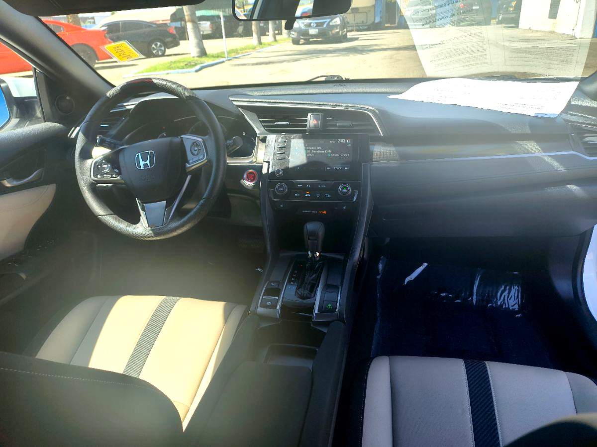 2019 Honda Civic Hatchback EX photo 7