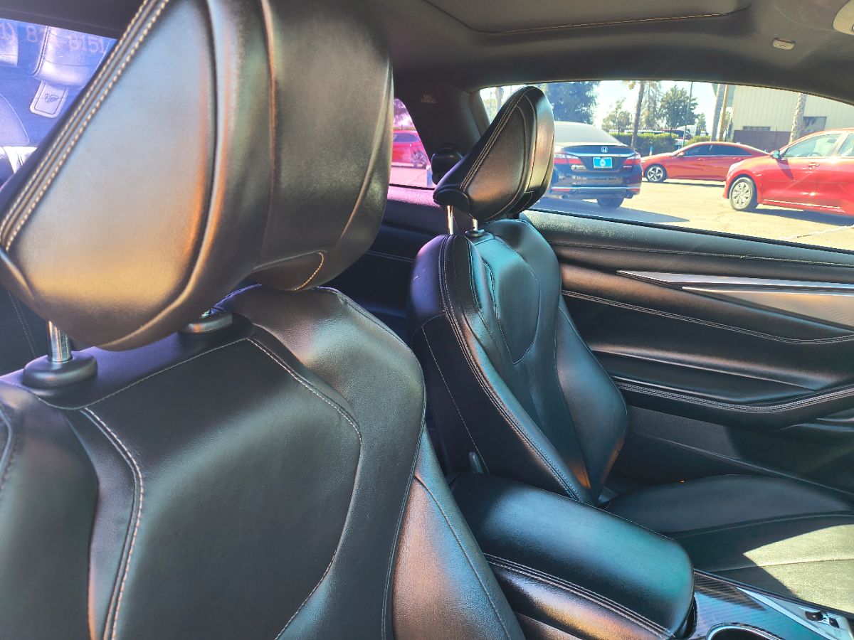 2018 Infiniti Q60 3.0t Luxe photo 21