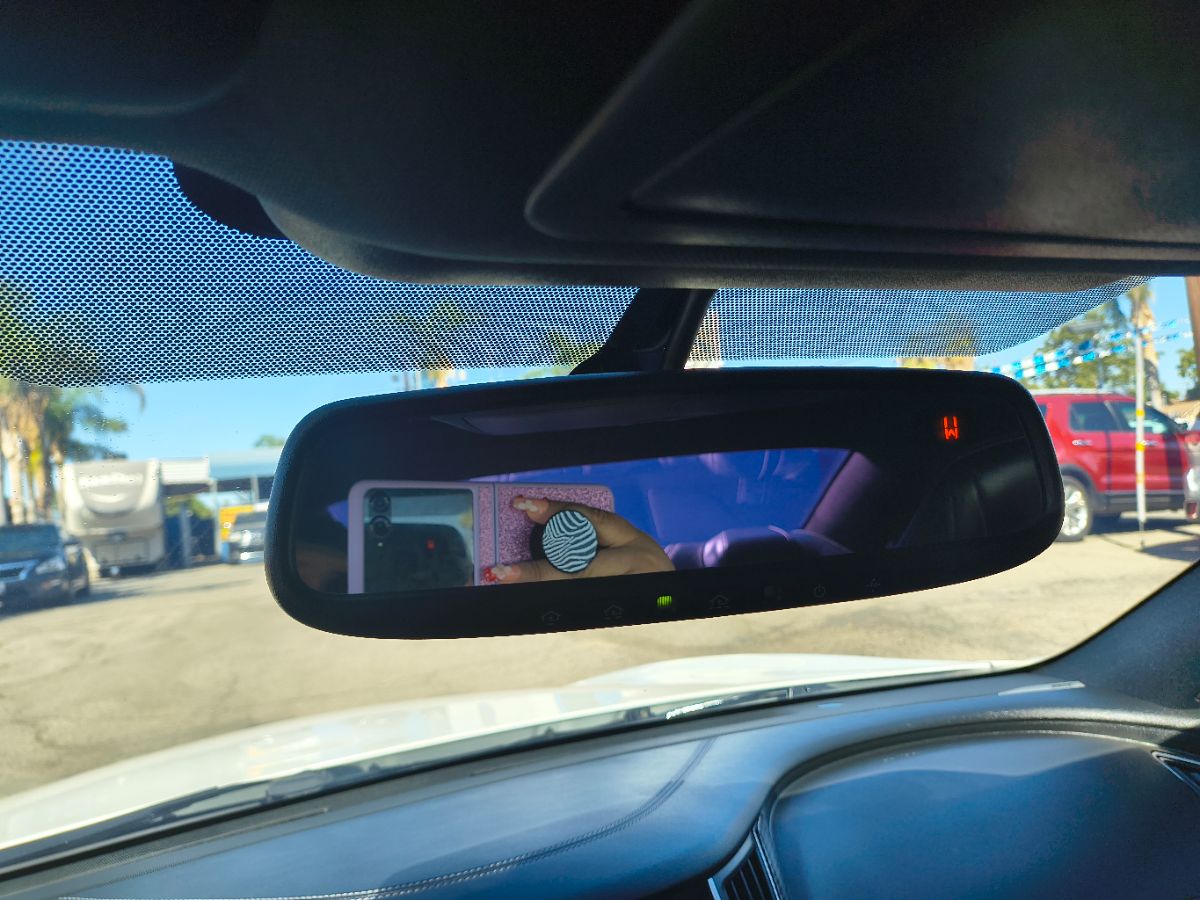 2018 Infiniti Q60 3.0t Luxe photo 24