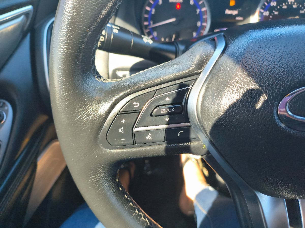 2018 Infiniti Q60 3.0t Luxe photo 10