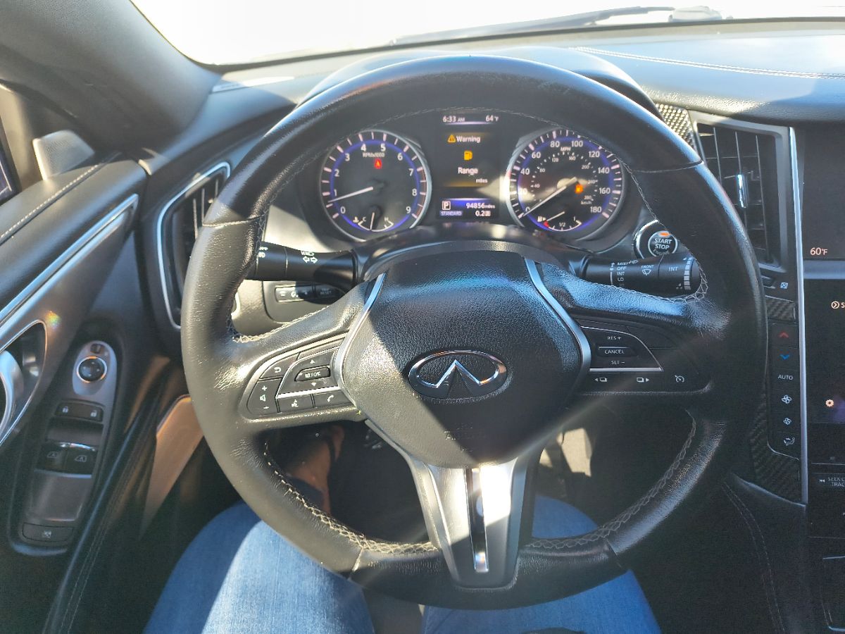 2018 Infiniti Q60 3.0t Luxe photo 9