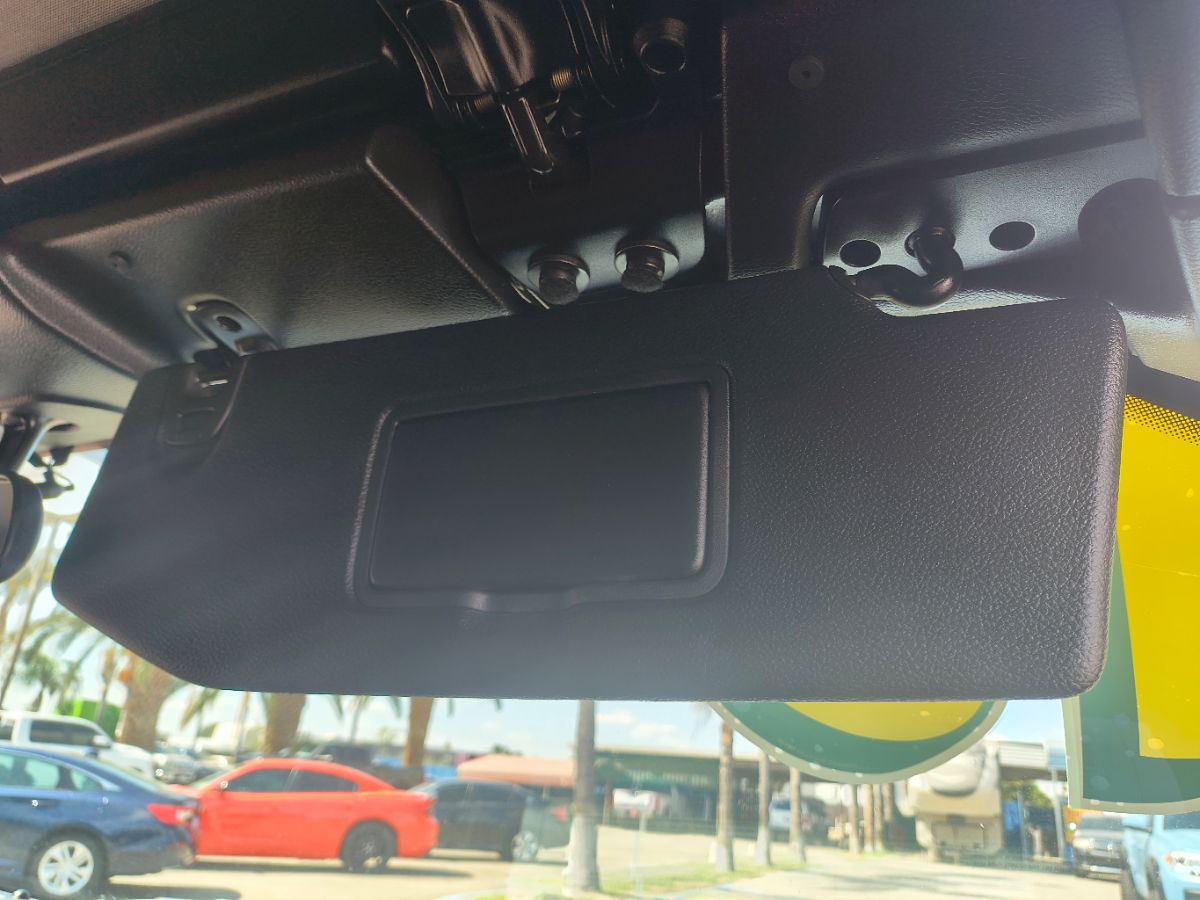 2018 Jeep Wrangler Unlimited Sport S photo 21
