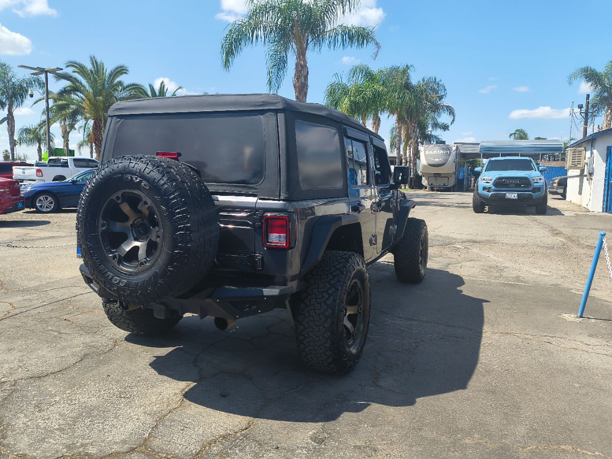 2018 Jeep Wrangler Unlimited Sport S photo 7