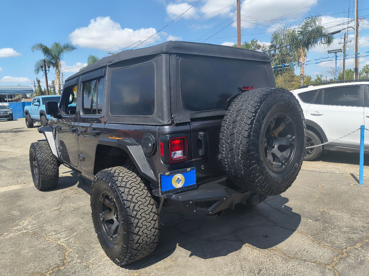 2018 Jeep Wrangler Unlimited Sport S photo 5