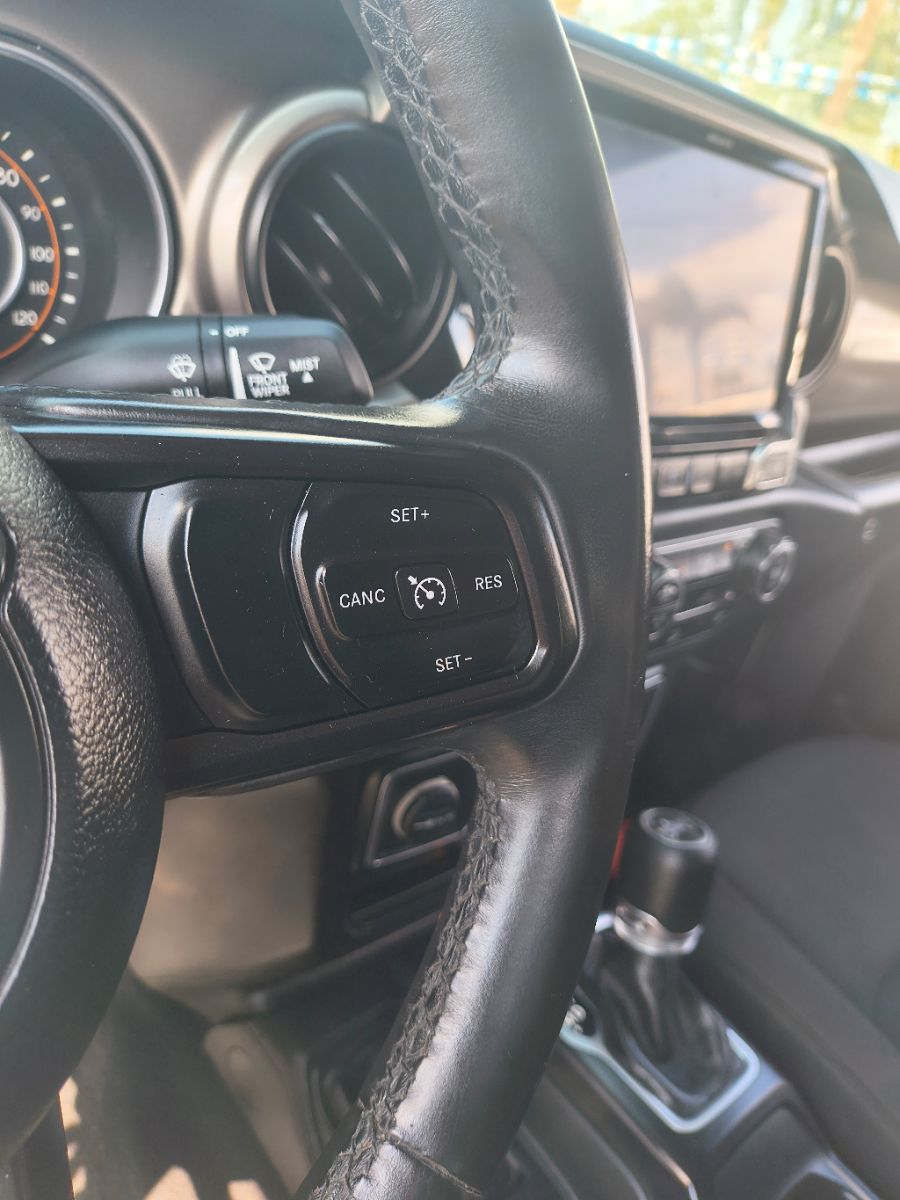 2018 Jeep Wrangler Unlimited Sport S photo 10