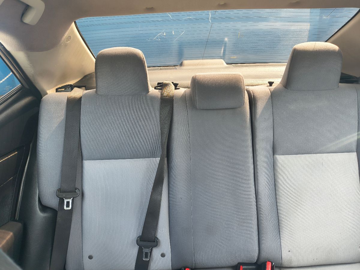 2017 Toyota Corolla L photo 19