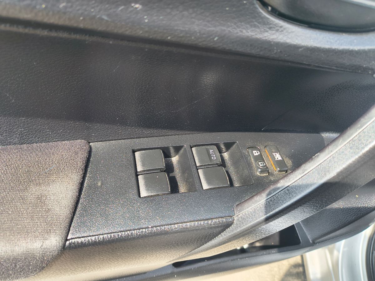 2017 Toyota Corolla L - Photo 27