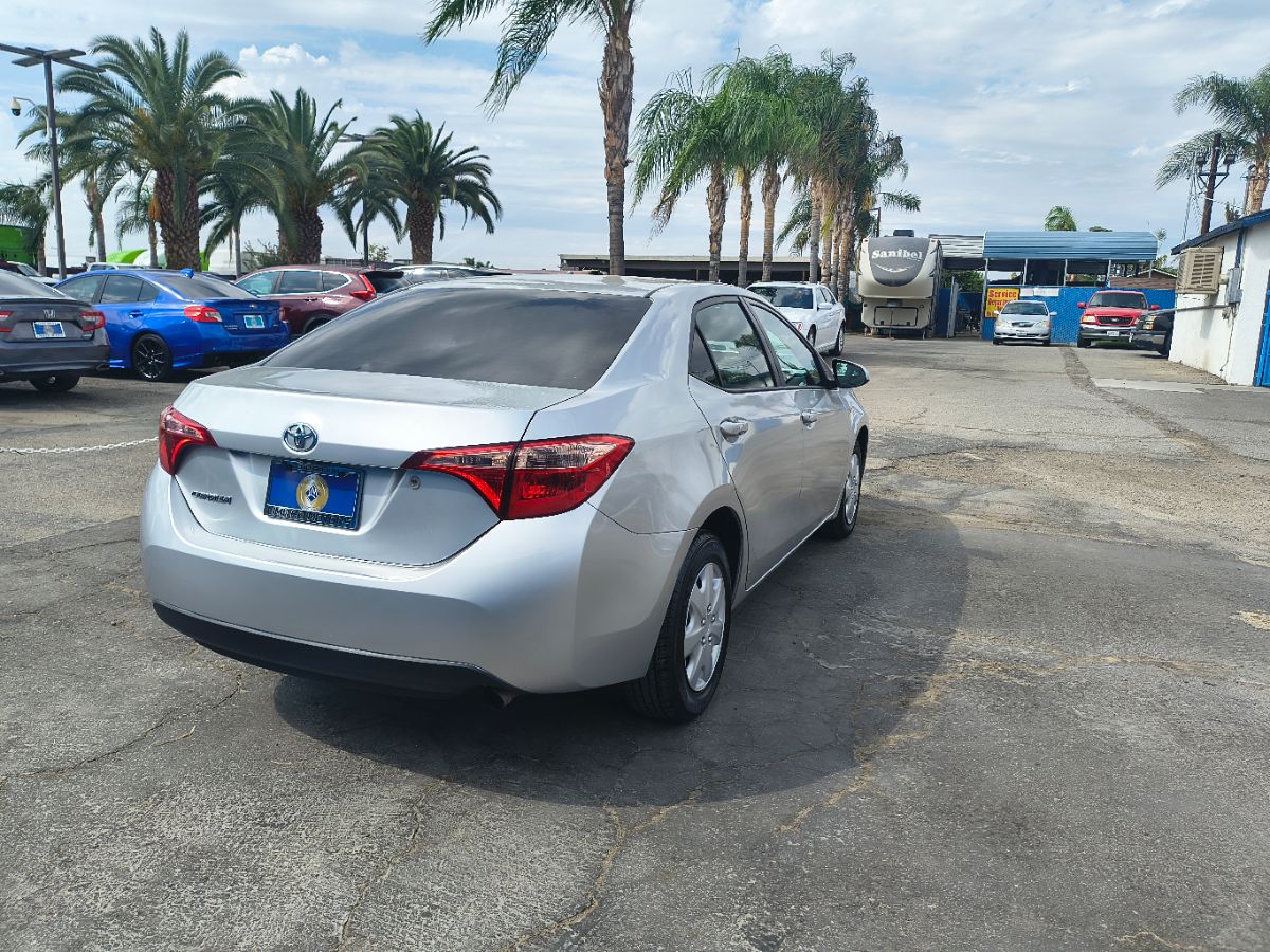 2017 Toyota Corolla L photo 6