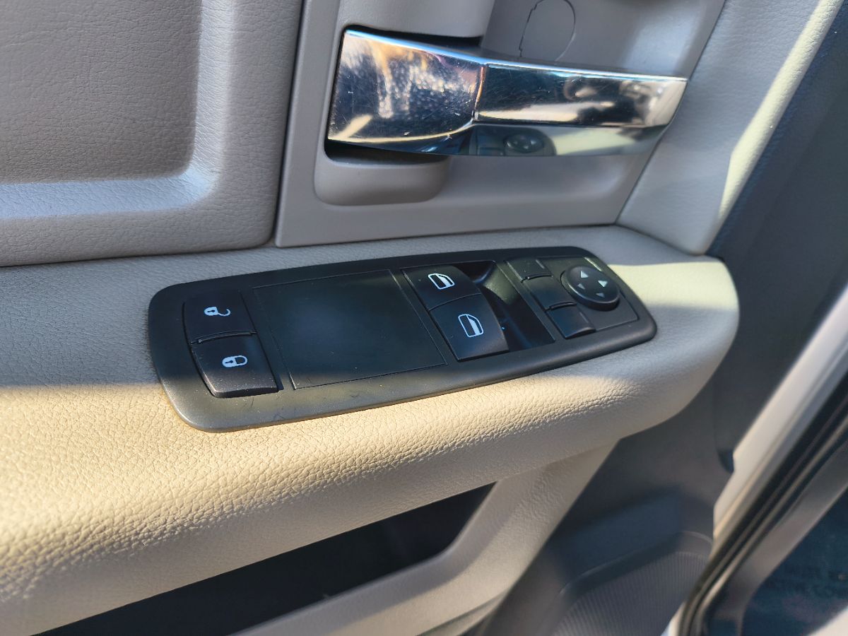 2010 RAM Ram 1500 Pickup SLT - Photo 26