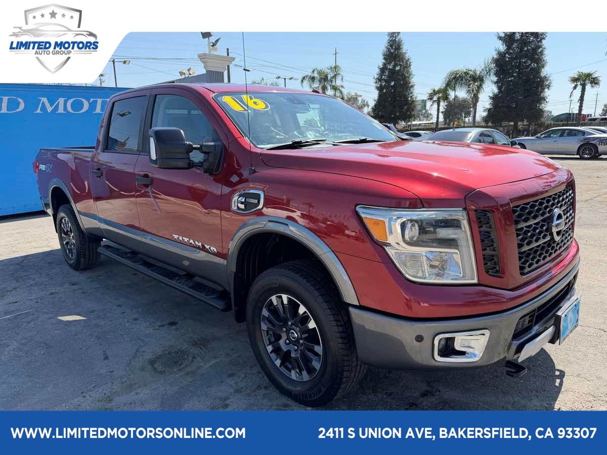 2016 Nissan Titan XD Pro-4X Diesel Crew Cab 4x4 SWB's photo