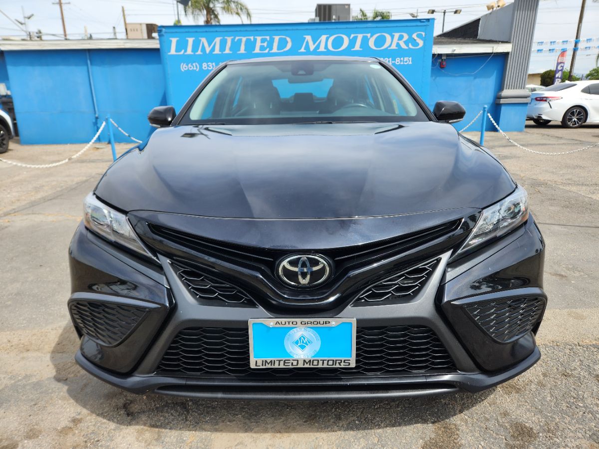 View vehicle photo 2
