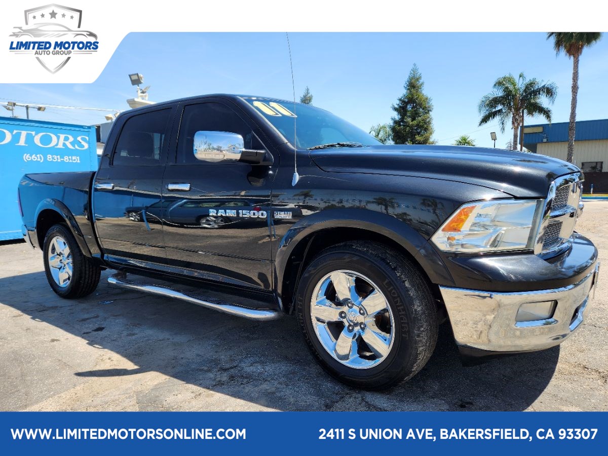 2011 RAM 1500 Laramie Crew Cab's photo