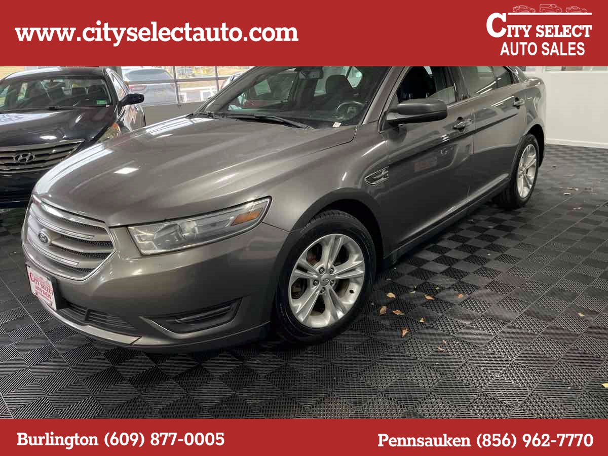 2013 Ford Taurus SEL