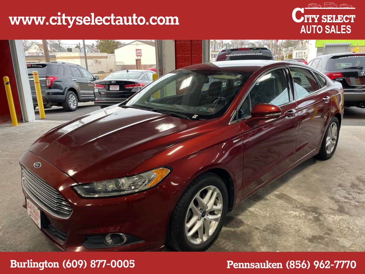 2014 Ford Fusion SE