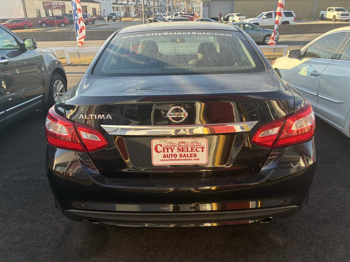 2016 Nissan Altima S - Photo 5