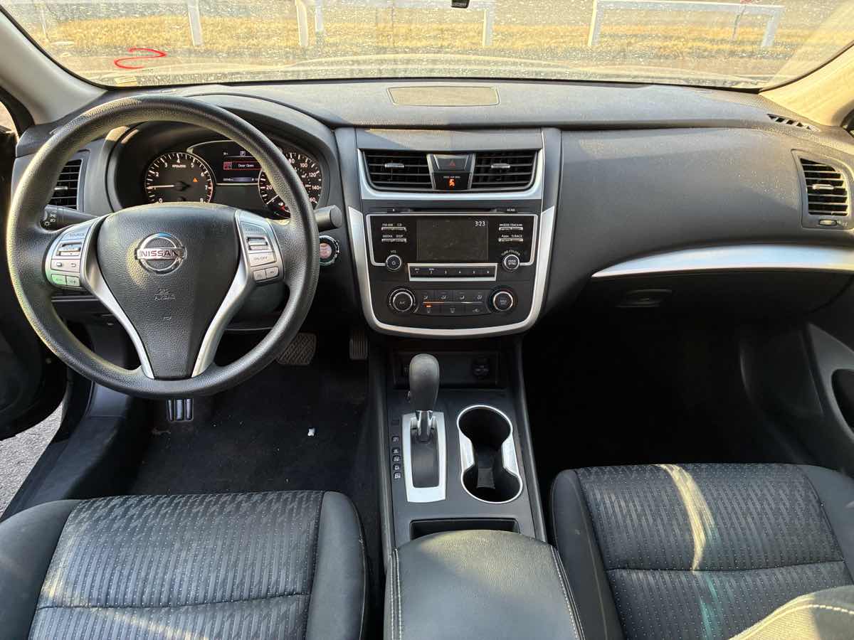 2016 Nissan Altima S - Photo 6