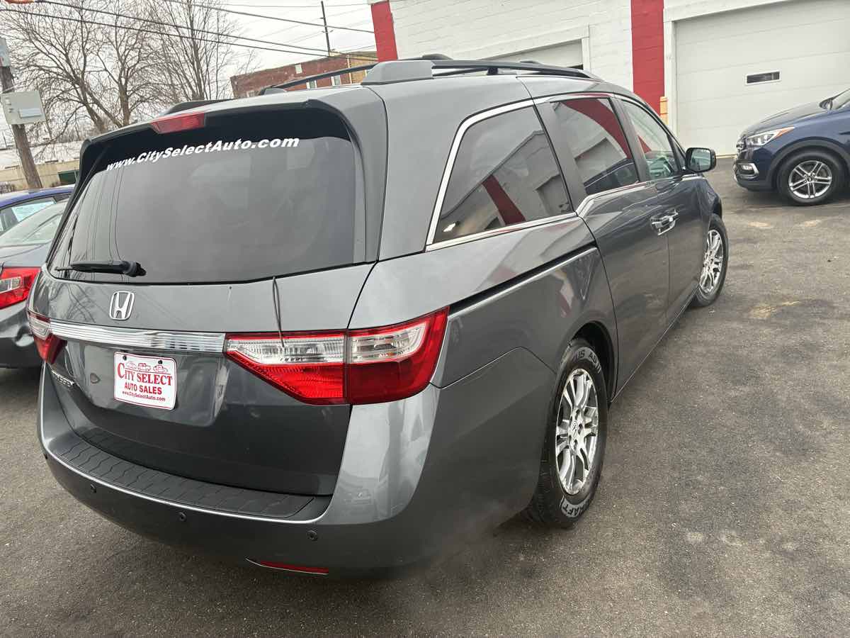2013 Honda Odyssey EX-L - Photo 4