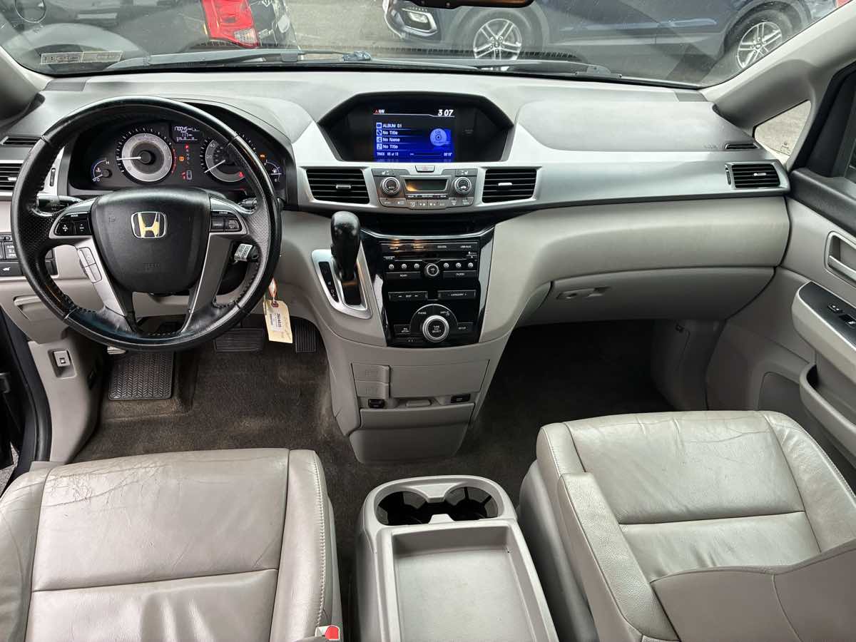 2013 Honda Odyssey EX-L - Photo 7
