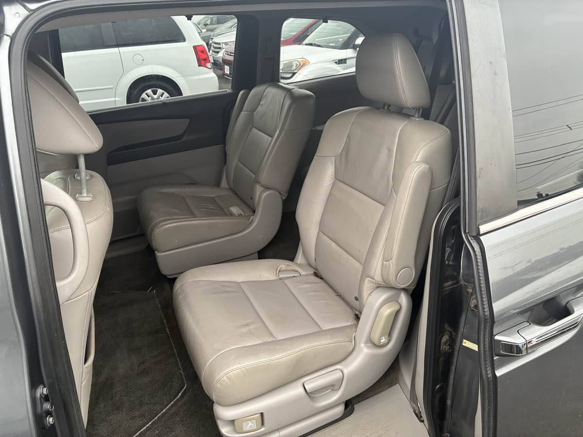 2013 Honda Odyssey EX-L - Photo 9