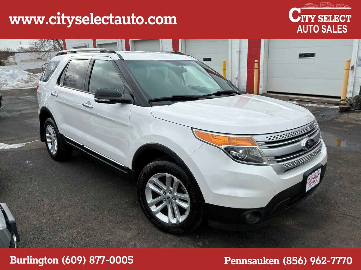 2015 Ford Explorer XLT 4x4's photo