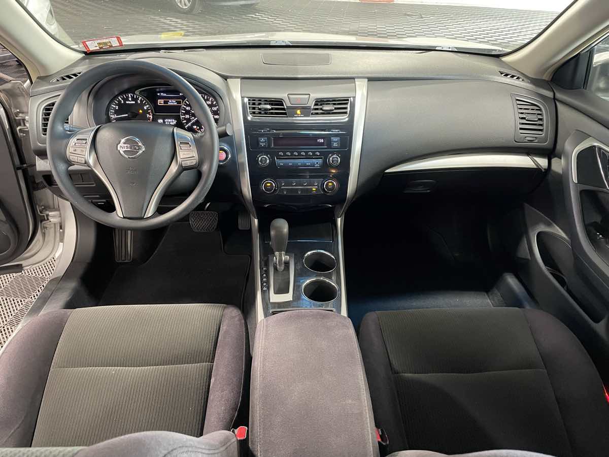 2013 Nissan Altima Sedan S - Photo 6