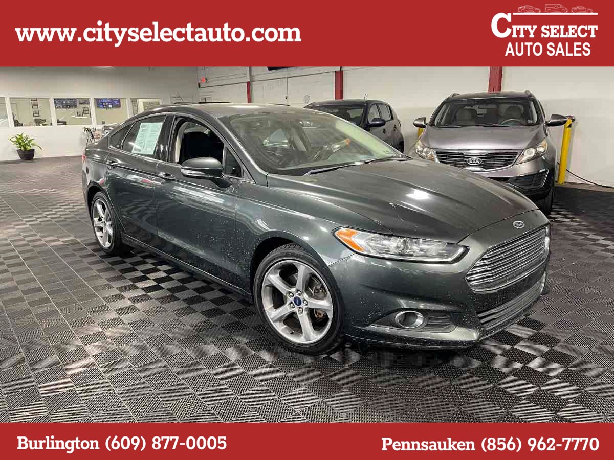 2015 Ford Fusion SE