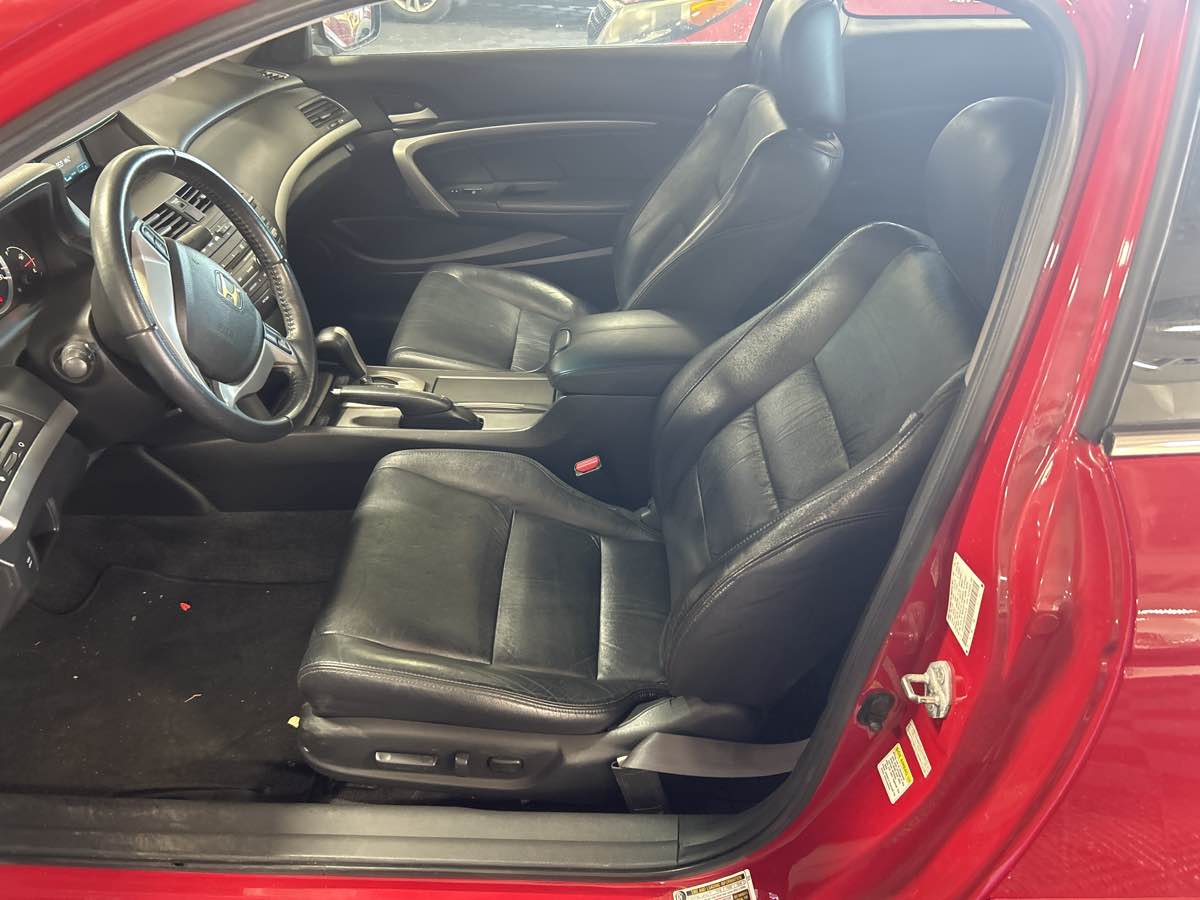 Honda Accord photo 7