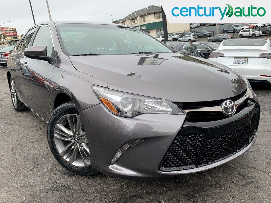 2017 Toyota Camry SE