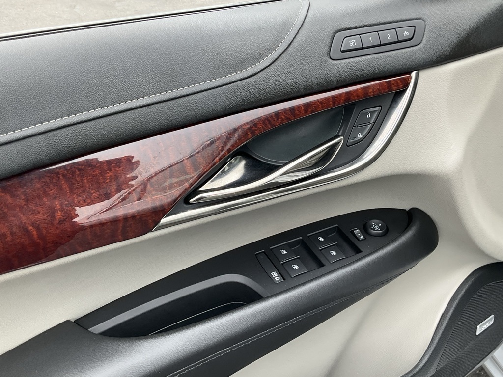 2017 Cadillac ATS Luxury photo 21